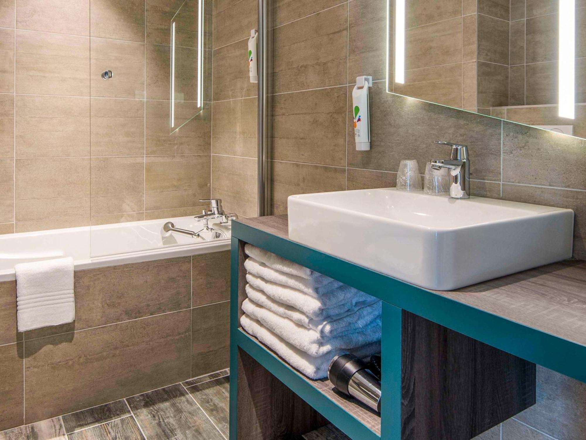Ibis Styles Sallanches Pays Du Mont-Blanc Экстерьер фото